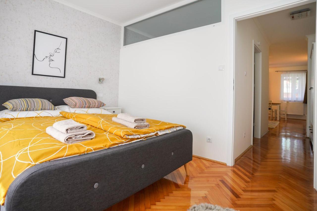 Piroska Bartokteri Apartman 02 Eger Eksteriør billede